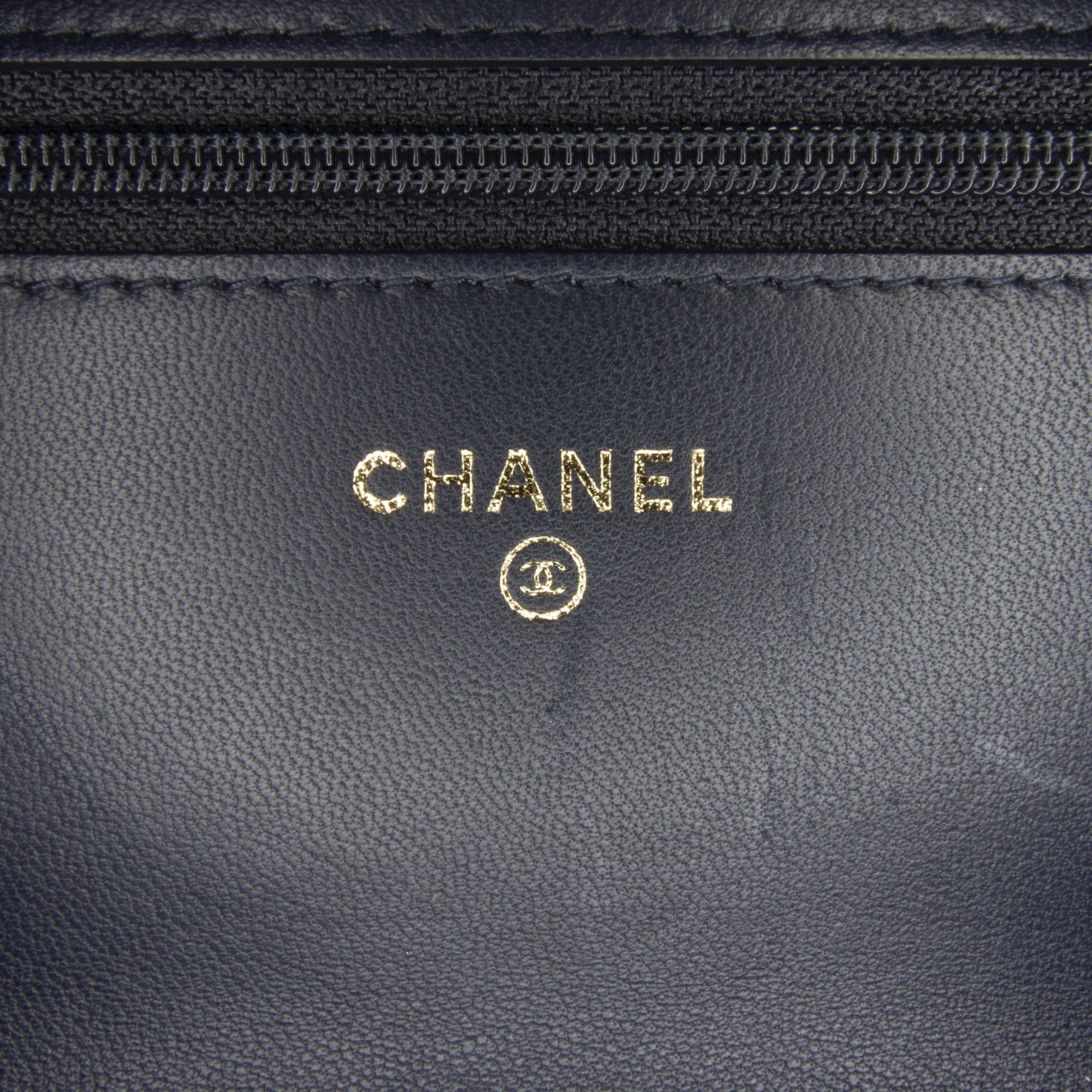 (Good) Lambskin Pre-Owned Leather Crossbody Wallet On Blue Bag Unisex Authenticated Chanel Boy Chain