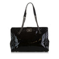 Bag Pre-Owned Black Chanel Authenticated (Good) Tote Reverso Leather Unisex Patent Tote Shopping Boy