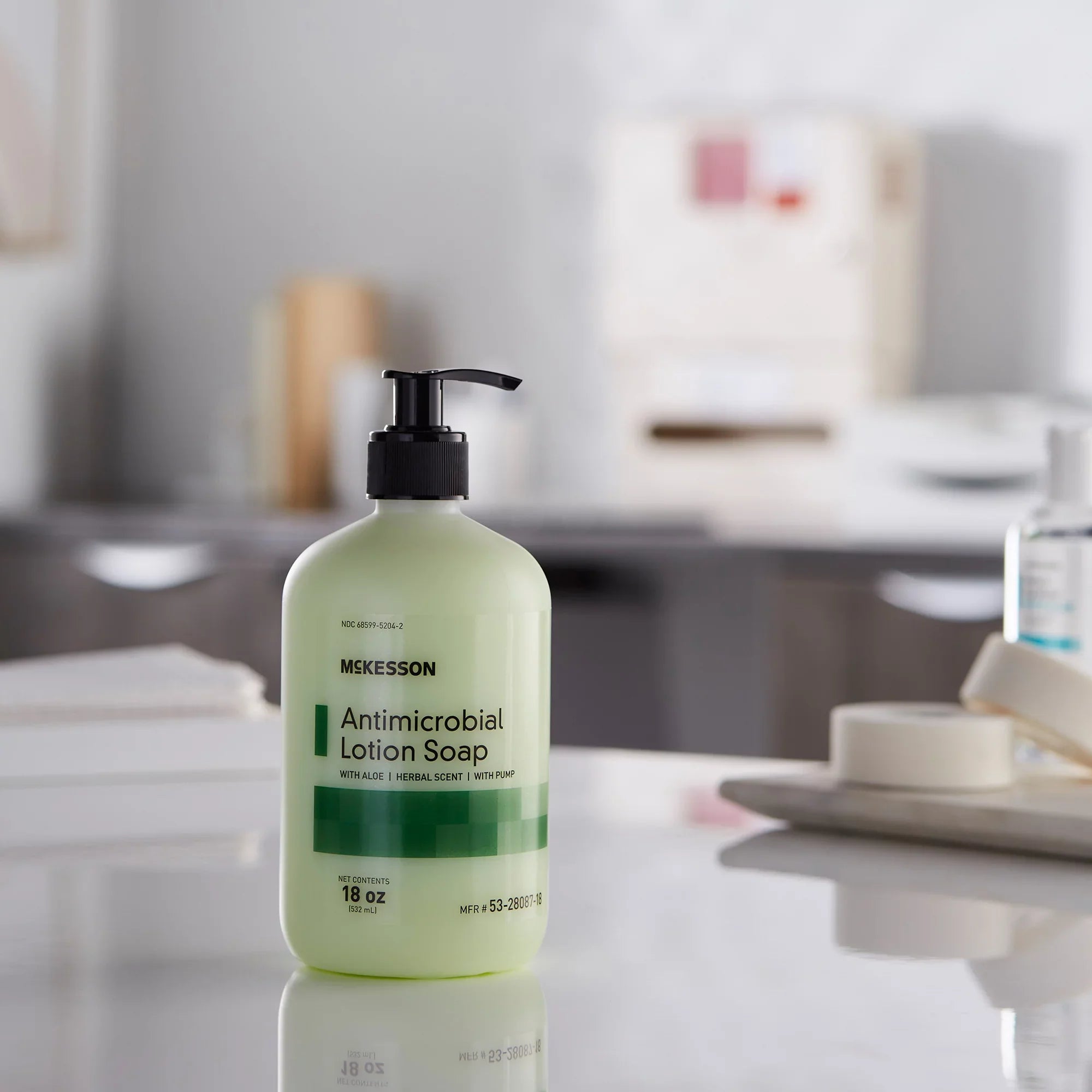 '- Antimicrobial Lotion oz, 12 with Aloe Scent, Herbal Hand Ct 18 Soap McKesson
