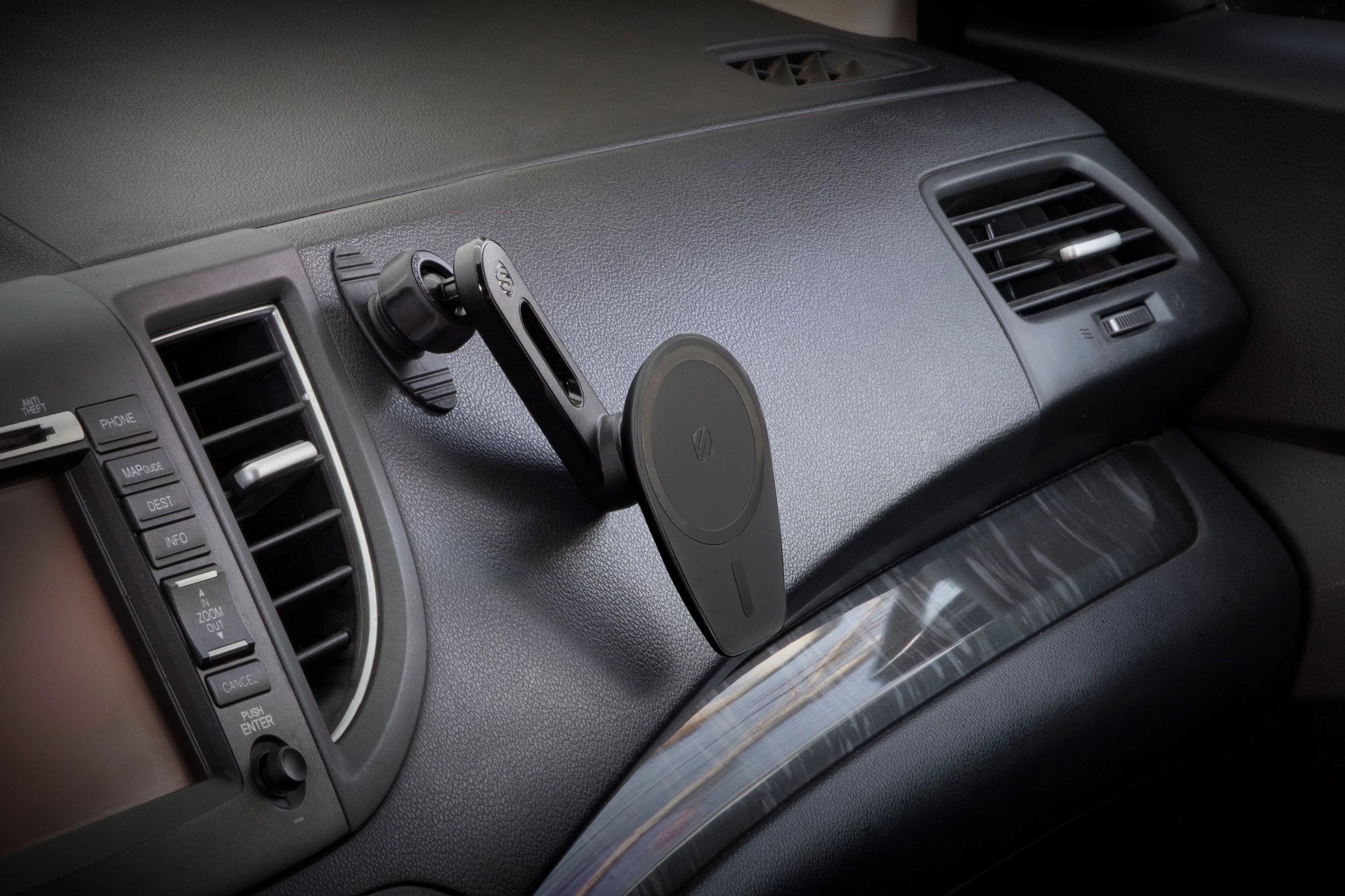 MagicMount Magnetic MS 4in1 w/ iPhone Dash/Windshield/Vent Comp MPMSODVM Scosche 15/14/13 Mount Pro
