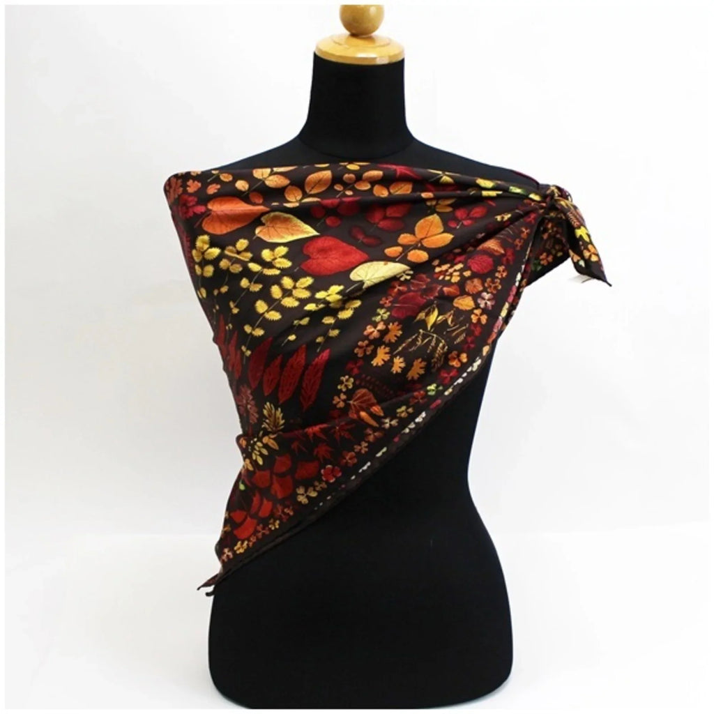 (Good) Leaf Stole Brown Pre-Owned Scarf Silk Autumn Pattern GUCCI Muffler Ladies | Gucci
