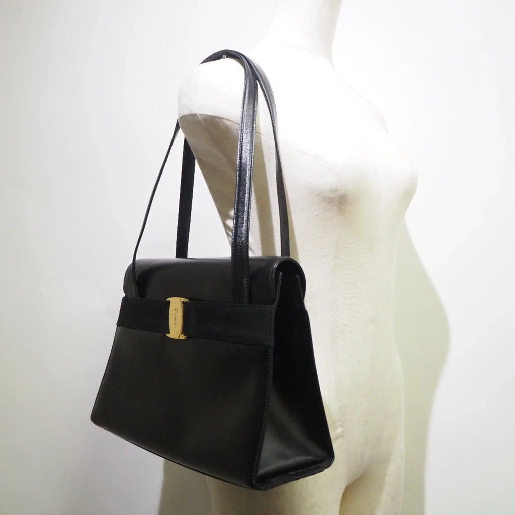 Salvatore BK-21 Calf Pre-Owned Shoulder (Fair) Black Bag Women's 7675 Vara Ferragamo