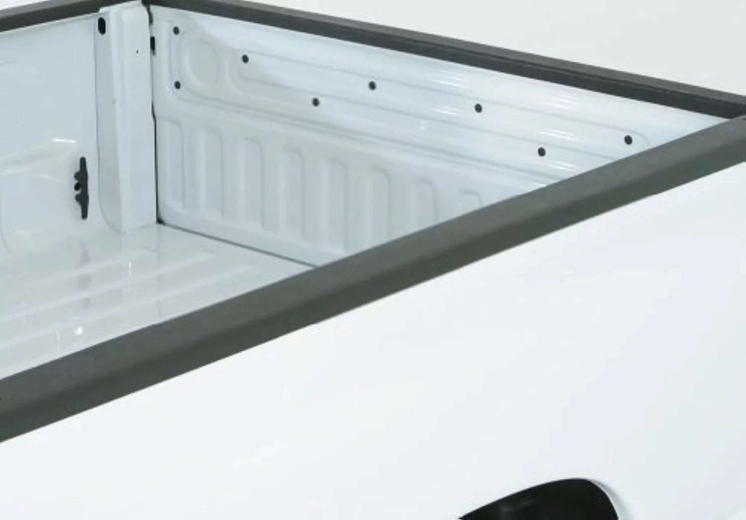 Black Holes Bed For Wade Finish Stake FORD Truck select: Fits Rail Without 40621 Caps 72 Smooth 1999-2001,2003-2004 RANGER