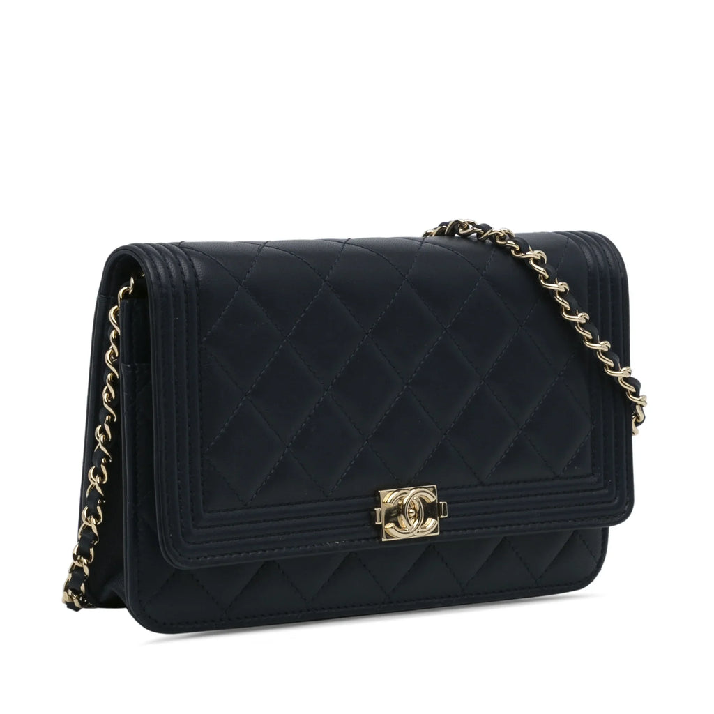(Good) Lambskin Pre-Owned Leather Crossbody Wallet On Blue Bag Unisex Authenticated Chanel Boy Chain