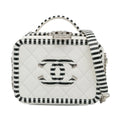 Pre-Owned Caviar Bag Small CC White Leather Vanity Unisex (Like Authenticated Filigree Chanel New)
