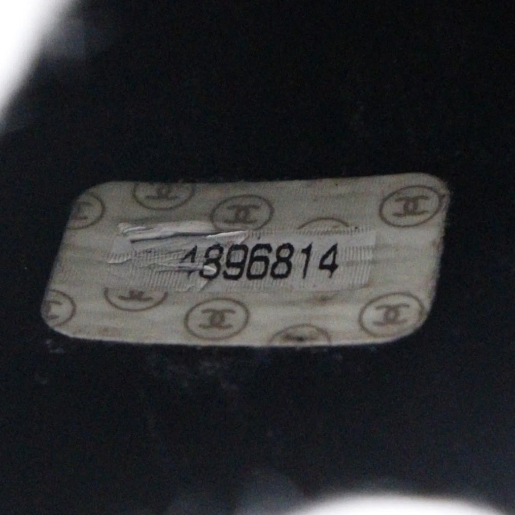 in Mark Vanity Handbag Black Made Matte France (Good) Pre-Owned Skin Coco Caviar Zipper Ladies CHANEL