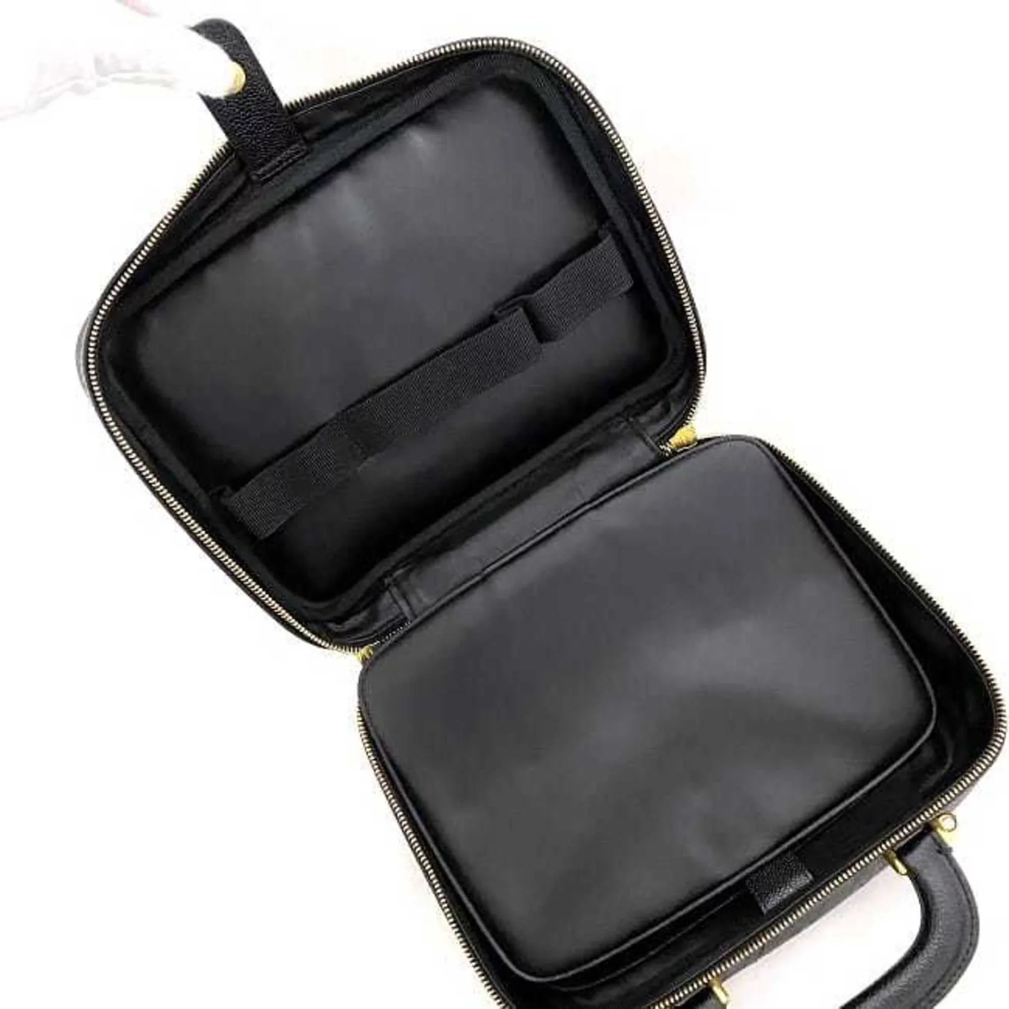 Handbag Vanity Pre-Owned Black Stitch Gold GP (Good) 4th Cocomark Bag A07061 Skin Caviar Chanel CHANEL Leather