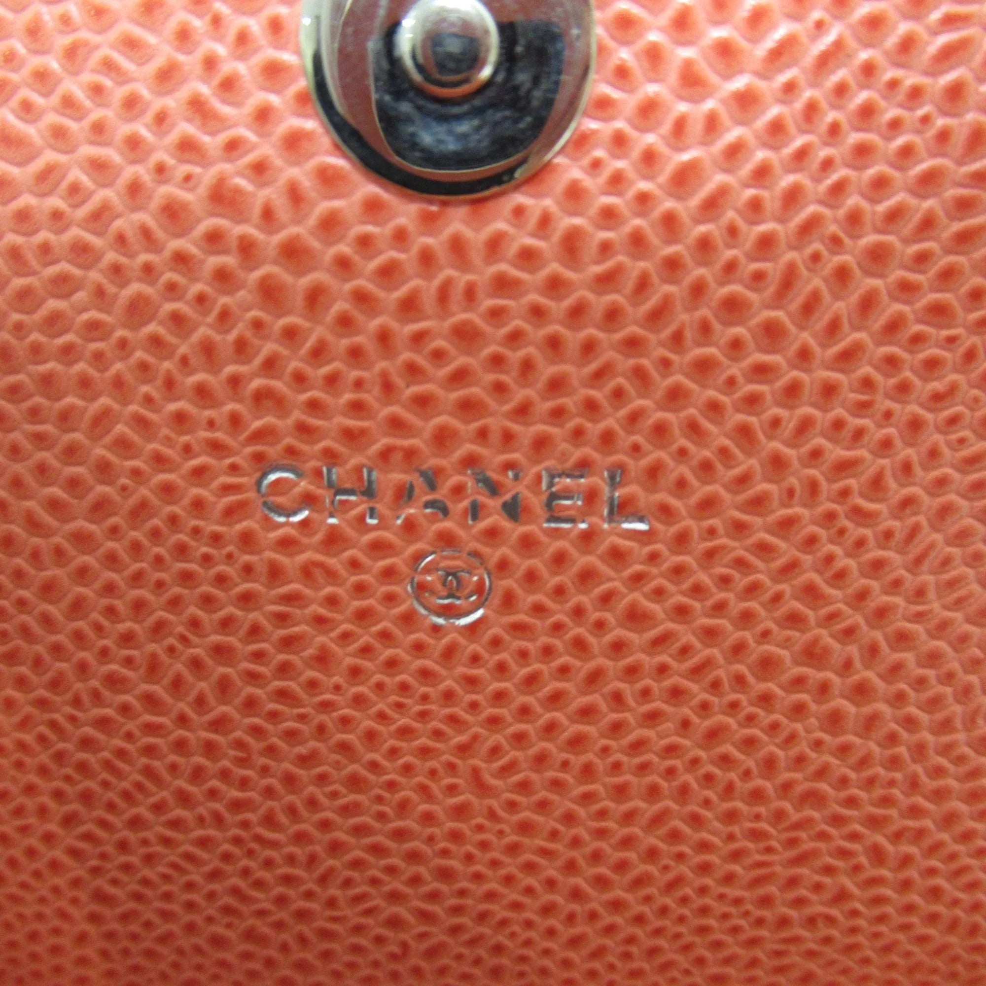 CHANEL wallet (Grained Chain Pre-Owned Calf) (Good) Caviar Skin Pink