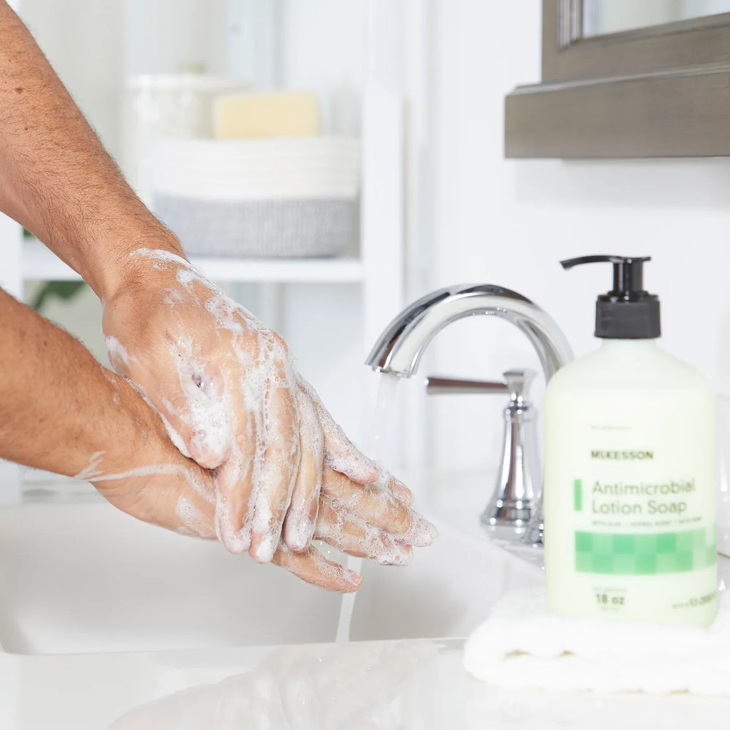'- Antimicrobial Lotion oz, 12 with Aloe Scent, Herbal Hand Ct 18 Soap McKesson