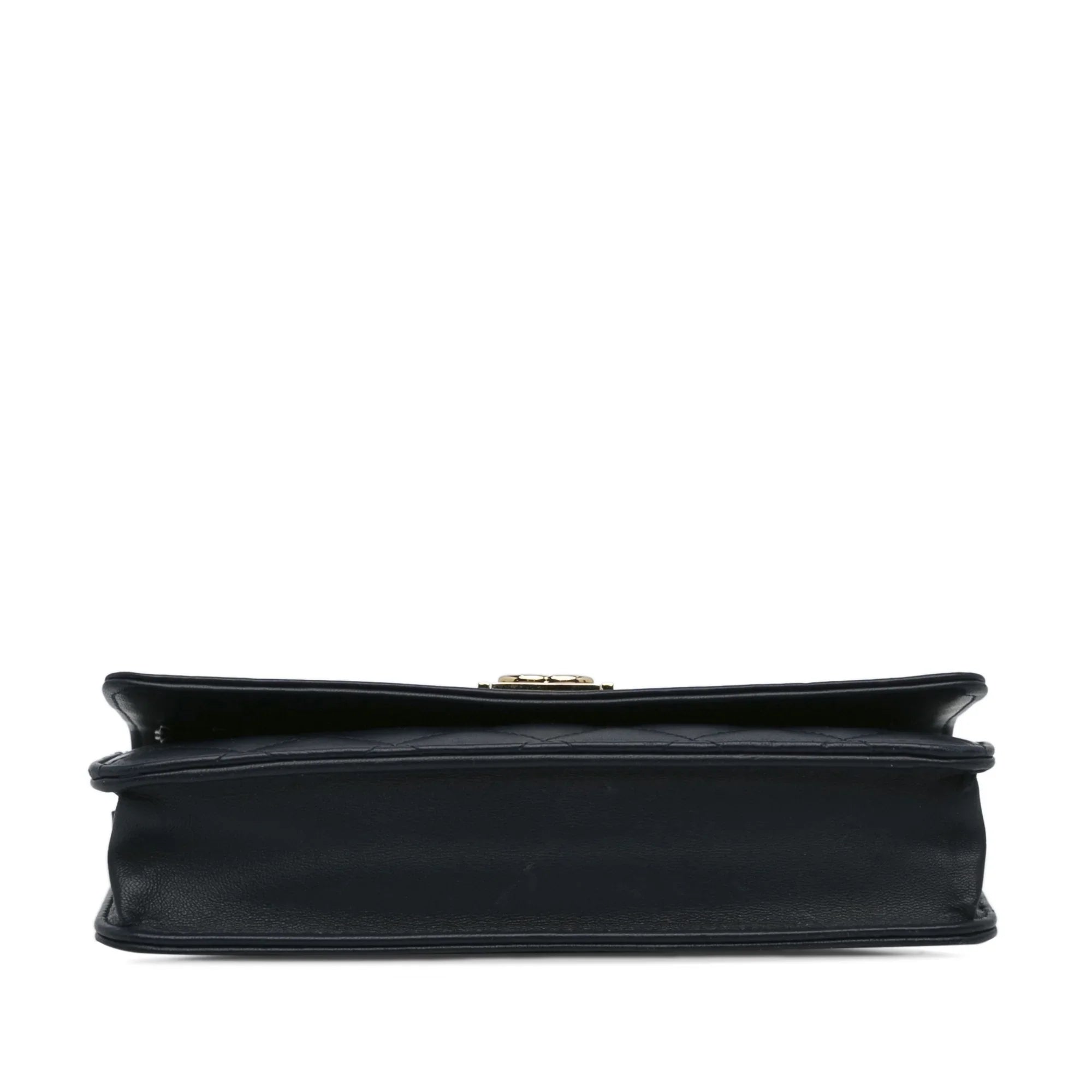 (Good) Lambskin Pre-Owned Leather Crossbody Wallet On Blue Bag Unisex Authenticated Chanel Boy Chain