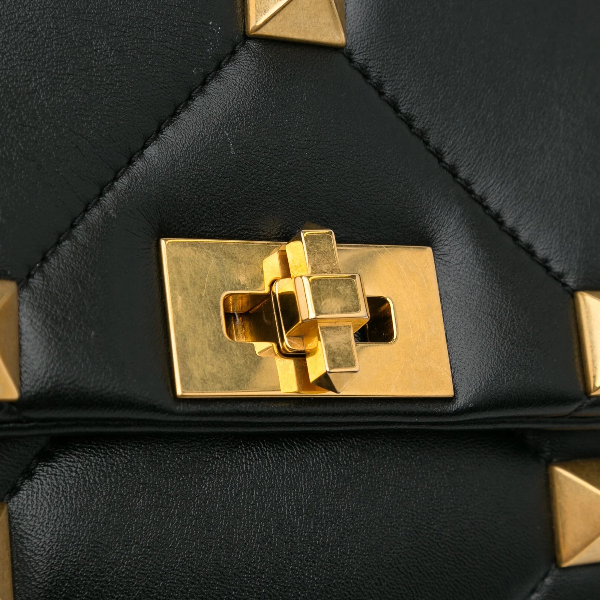 Medium Calf Stud Pre-Owned Satchel Unisex (Good) Black Authenticated Roman Valentino Leather