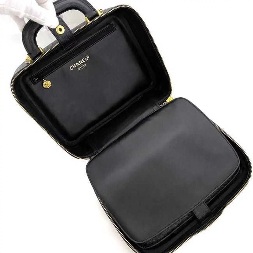 Handbag Vanity Pre-Owned Black Stitch Gold GP (Good) 4th Cocomark Bag A07061 Skin Caviar Chanel CHANEL Leather