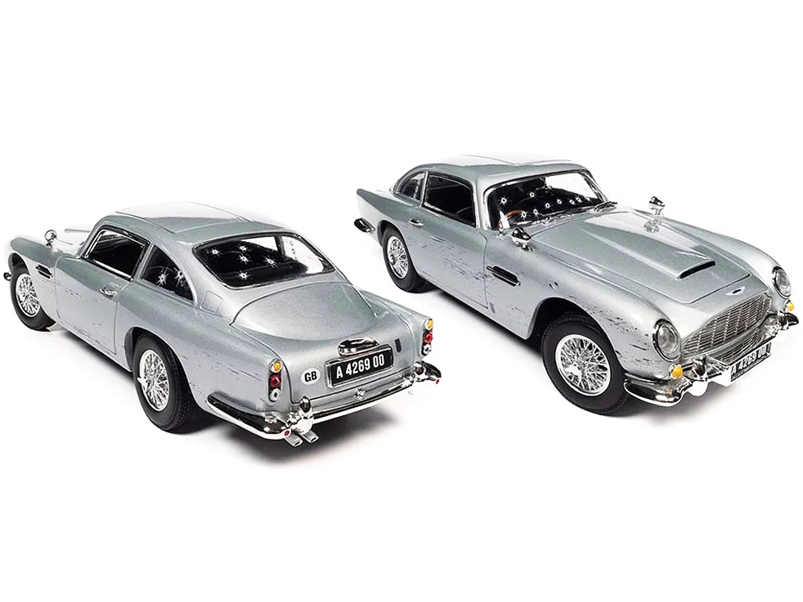 007) Martin Holes DB5 CP7840 with Limited Damage 1/18 Bullet (James Bond Aston