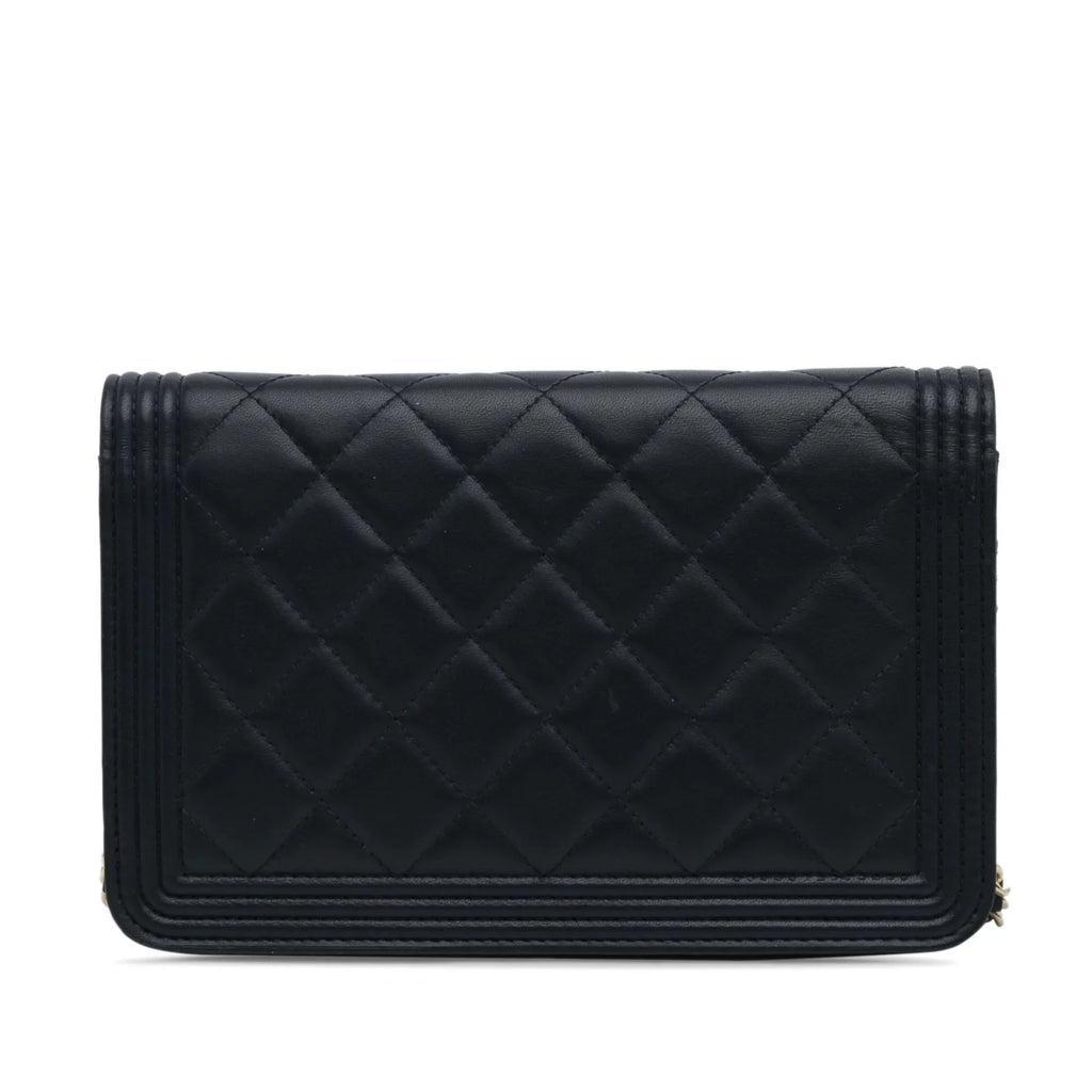 (Good) Lambskin Pre-Owned Leather Crossbody Wallet On Blue Bag Unisex Authenticated Chanel Boy Chain