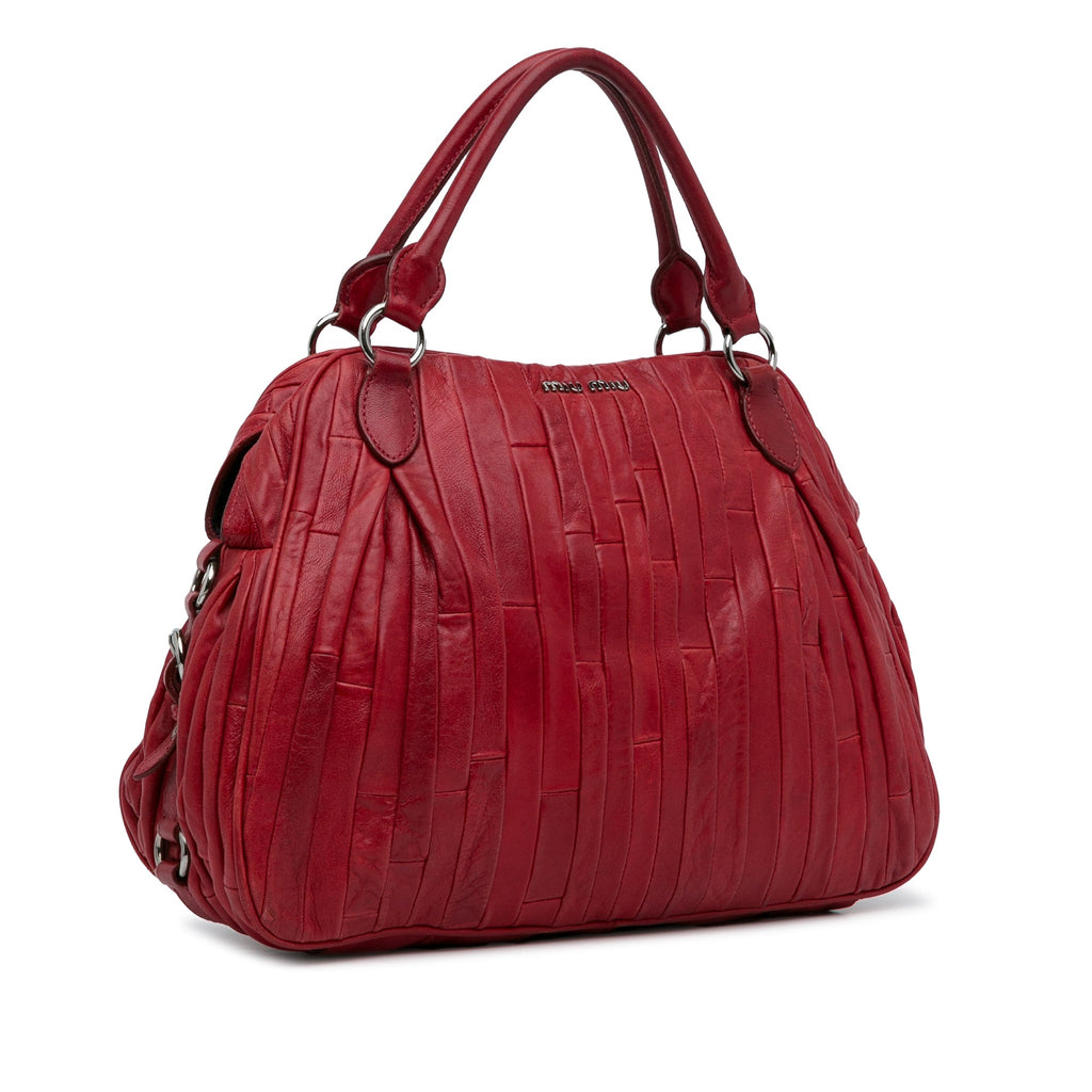 Leather Unisex Miu Bag Tote Miu Pre-Owned (Good) Quilted Authenticated Calf Red
