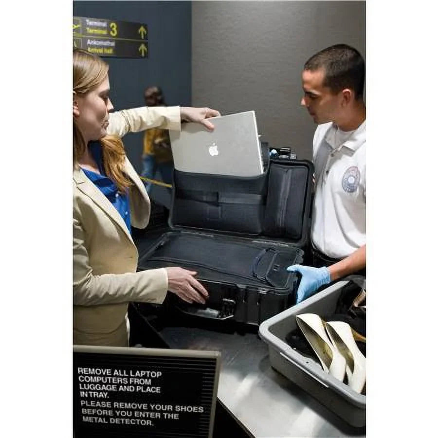 Case Watertight Hard TSA Black Wheels, with 1510LOC Laptop Overnight