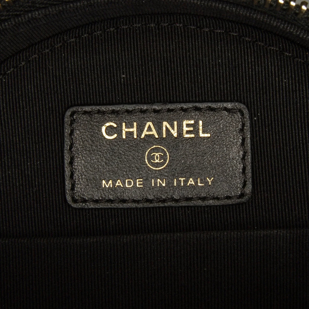 Bag Unisex Pre-Owned Leather Charms Lucky (Good) Chanel Lambskin Round Authenticated Black Crossbody