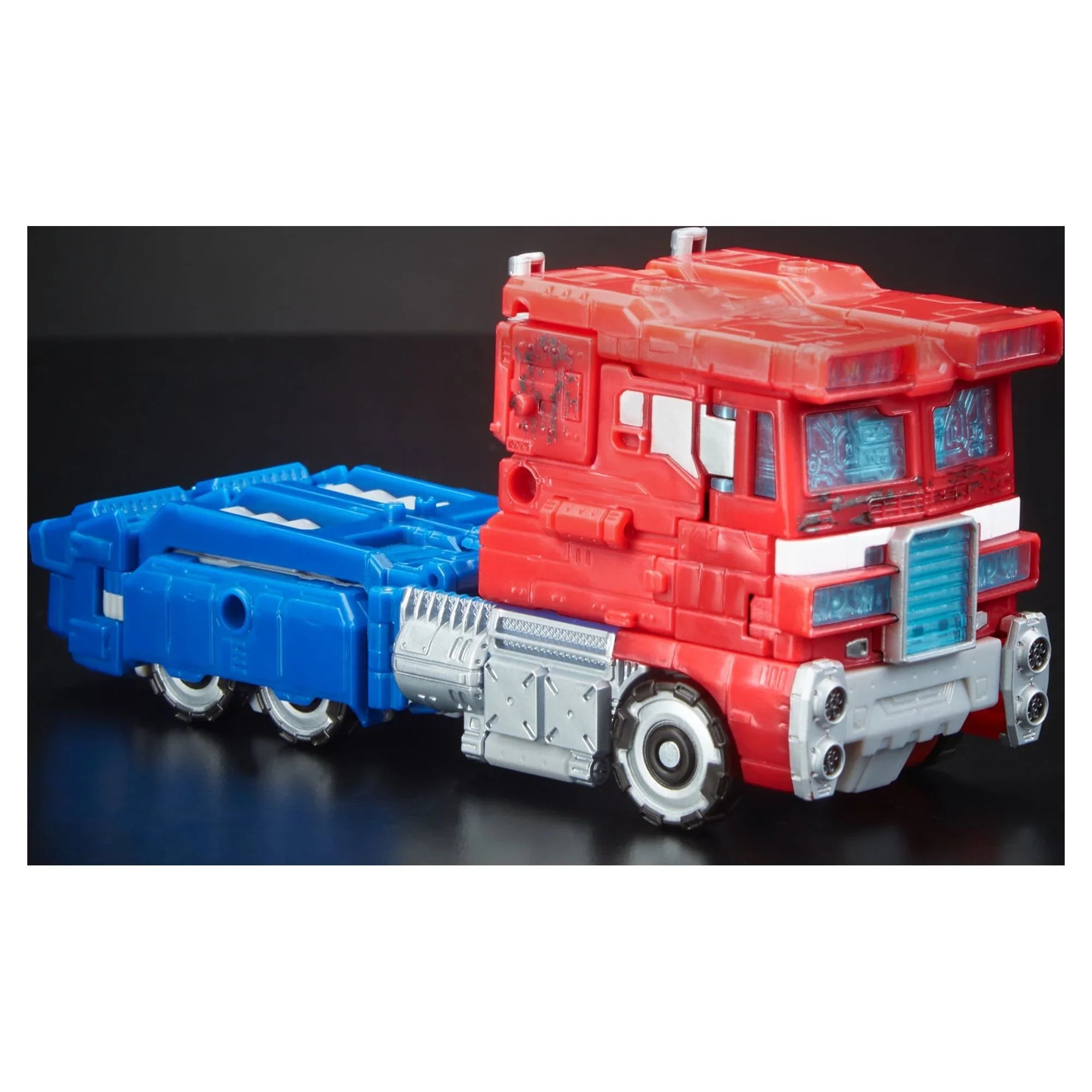 Siege Class Generations WFC-S11 Prime Optimus Voyager Transformers